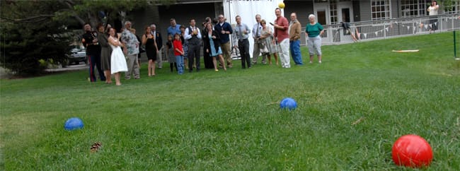 bocce toss