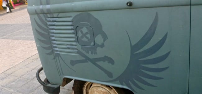skull crossbones wings