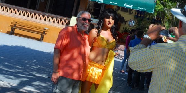 steve and yellow