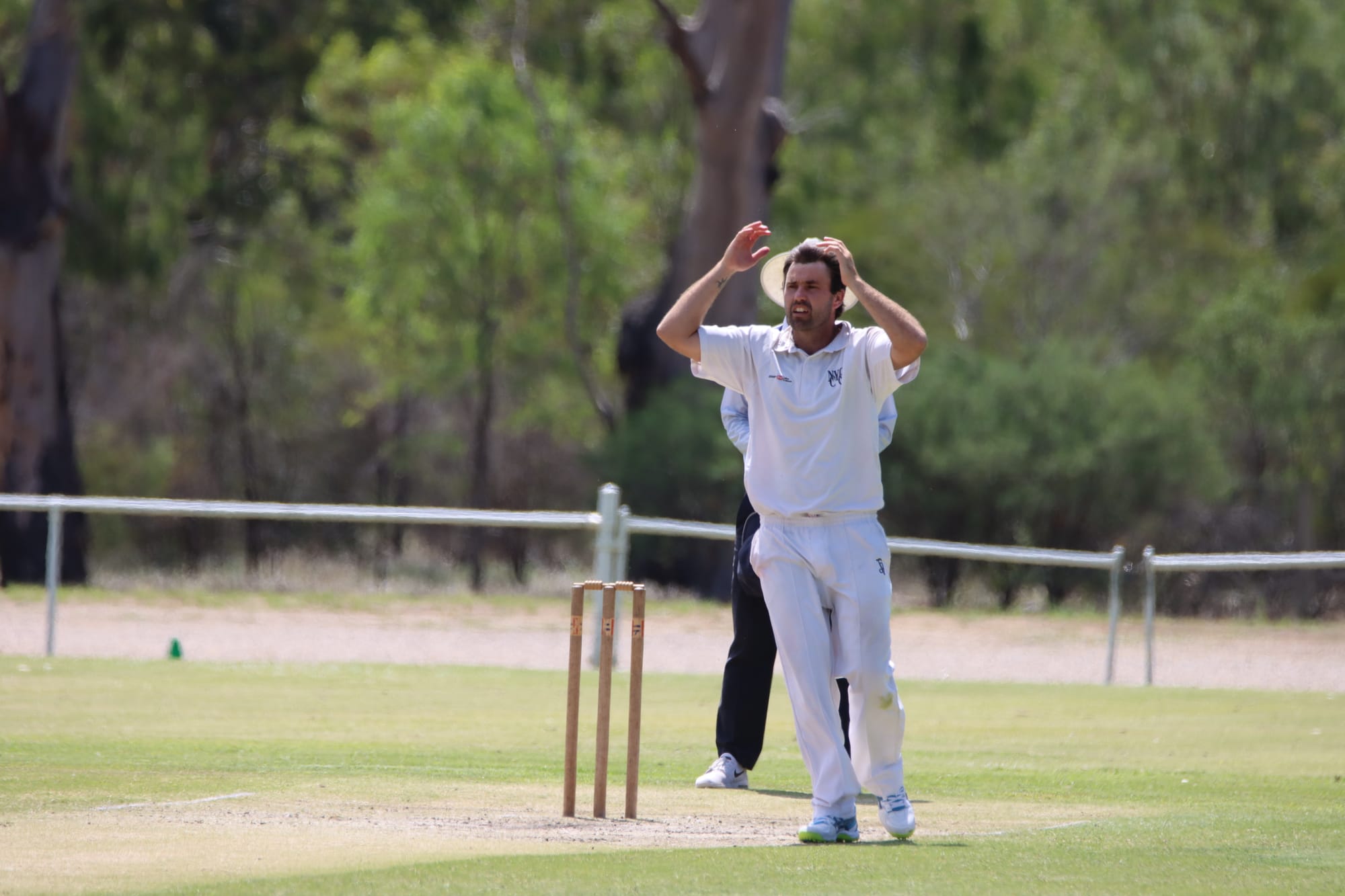 The story of their day … Shaun Downie shows his despair as another close call slips by.