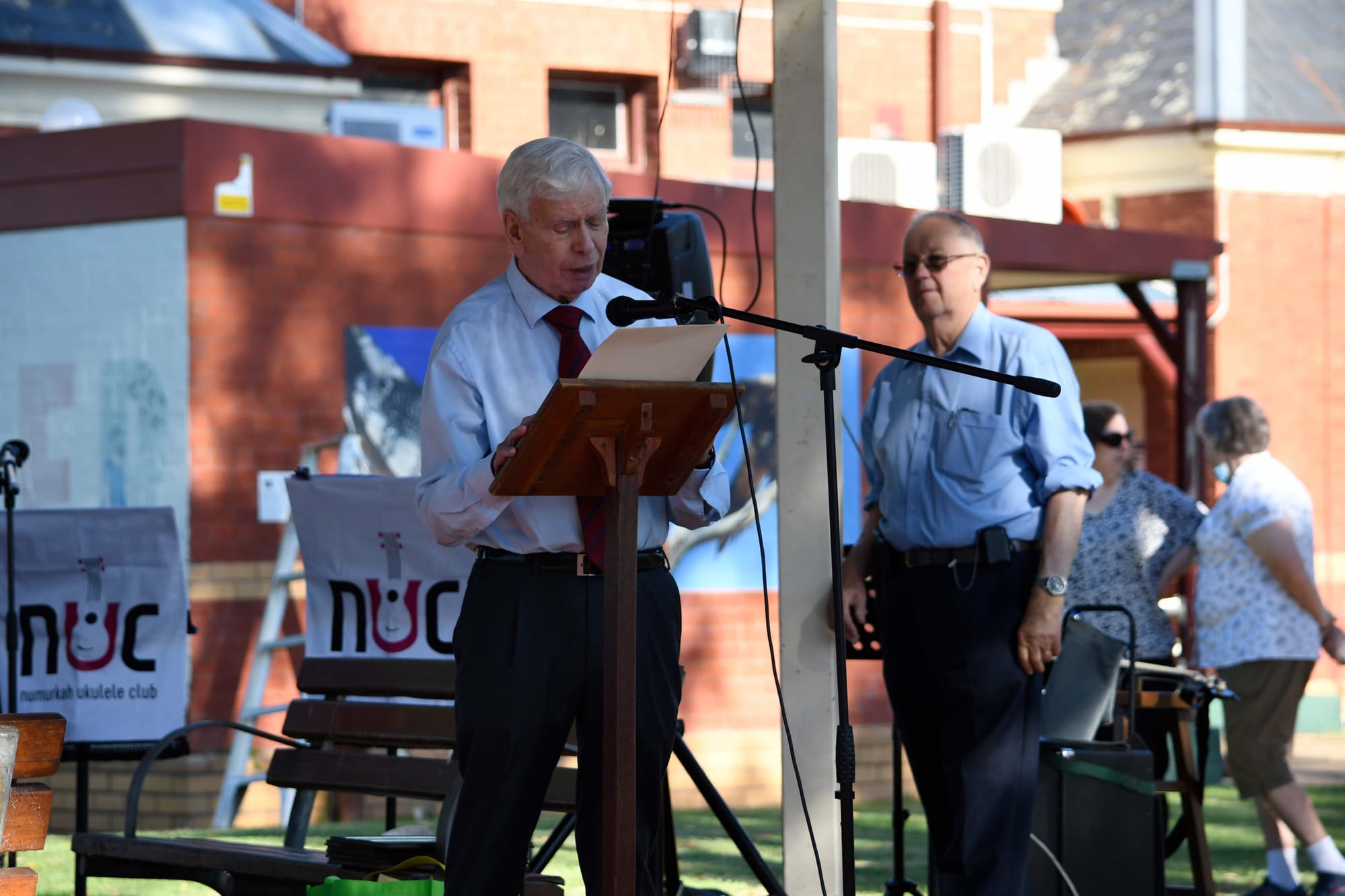 Smooth proceedings... Lou Hamon was the Master of Ceremonies. 
