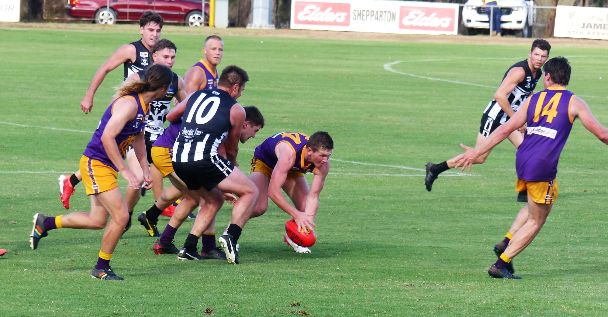 Contested ball... Clancy Congues digs one out and feeds it to a runner. 