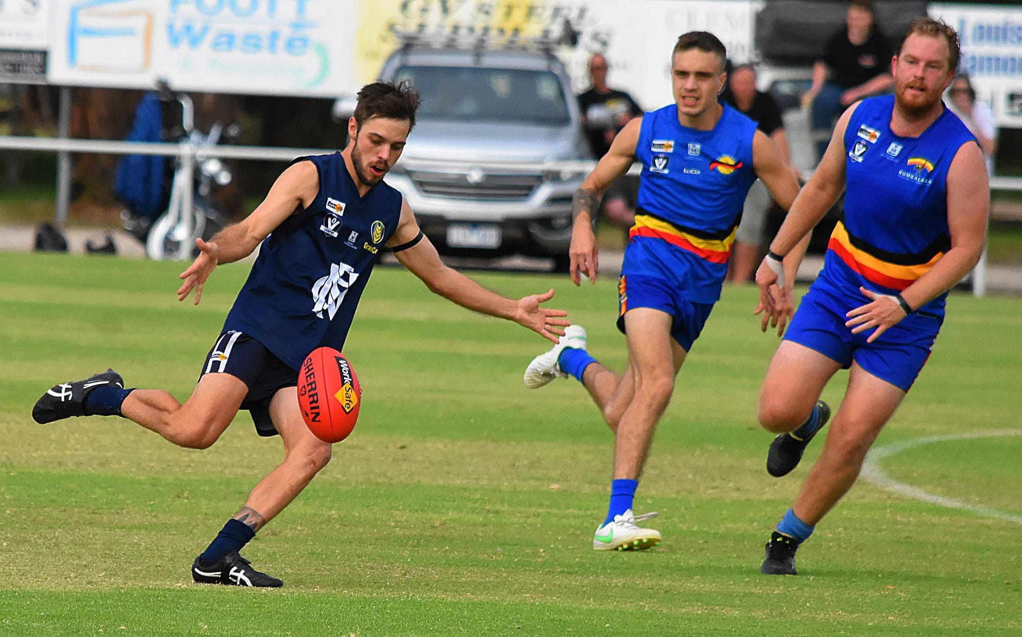 Inside 50… Travis Down spots up a target inside Numurkah’s forward 50. 