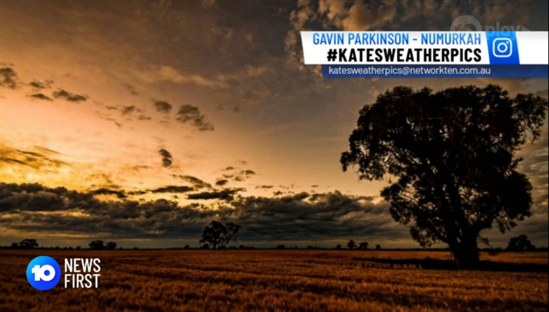 Sunrise over Numurkah... Gavin has stopped to catch many a glorious sunrise on his way to work.
