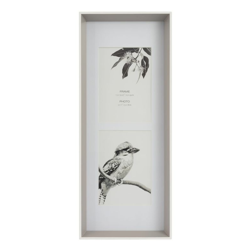Yara — $55 2 options: 3 6x4" photos or 2 5x7" photos. post image