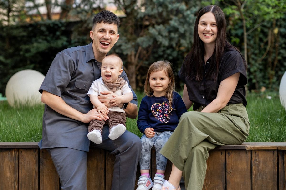 Fourth Friday: Meet Daniel & Alina Bocancea of the Bucharest Project!