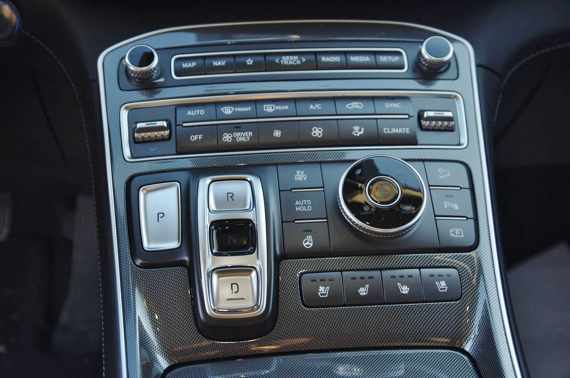 2023 Hyundai Santa Fe PHEV cockpit controls