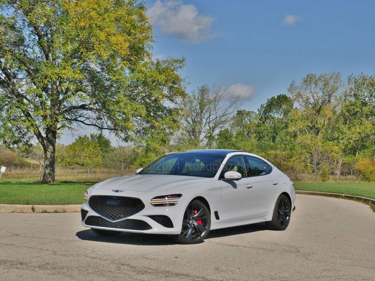 2022 Genesis G70 3.3T - Re-Driven Diamond in Rear Drive