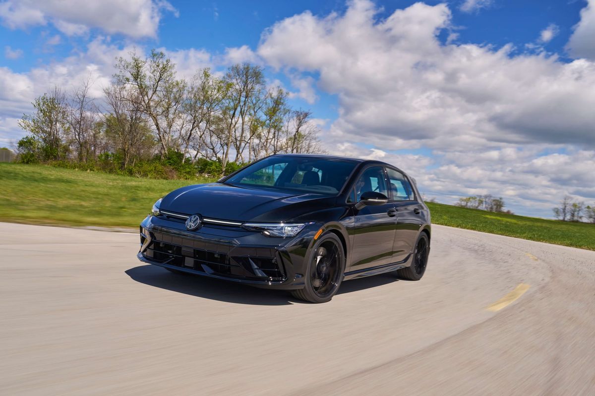 2025 Volkswagen Golf R Black - Cliff's Counterpoint Review Notes