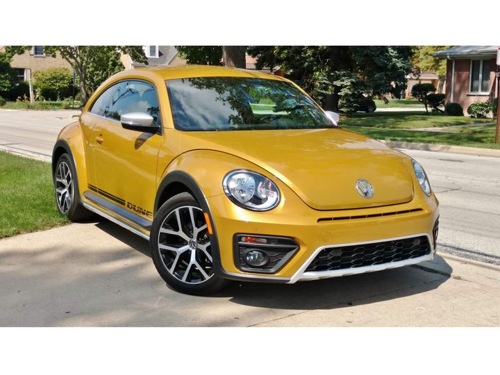 2018 Volkswagen Beetle Dune exterior