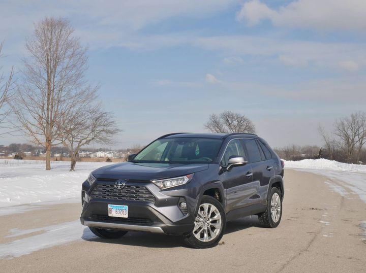 2019 Toyota RAV4 Limited AWD exterior
