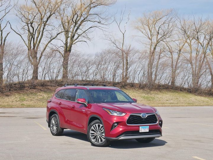 2020 Toyota Highlander Hybrid Platinum AWD exterior