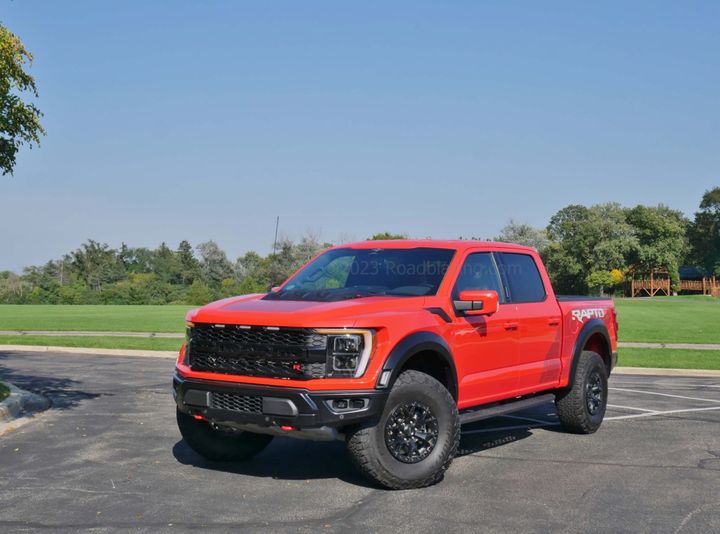 2023 Ford F-150 Raptor R 4x4 exterio