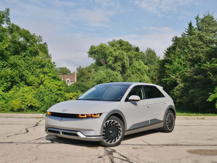 2023 Hyundai Ioniq 5 Limited AWD exterior