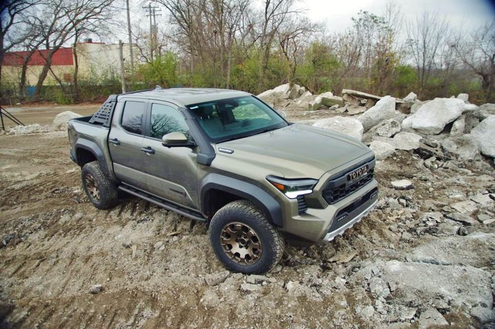 2024 Toyota Tacoma Trailhunter 4x4 DoubleCab exterior