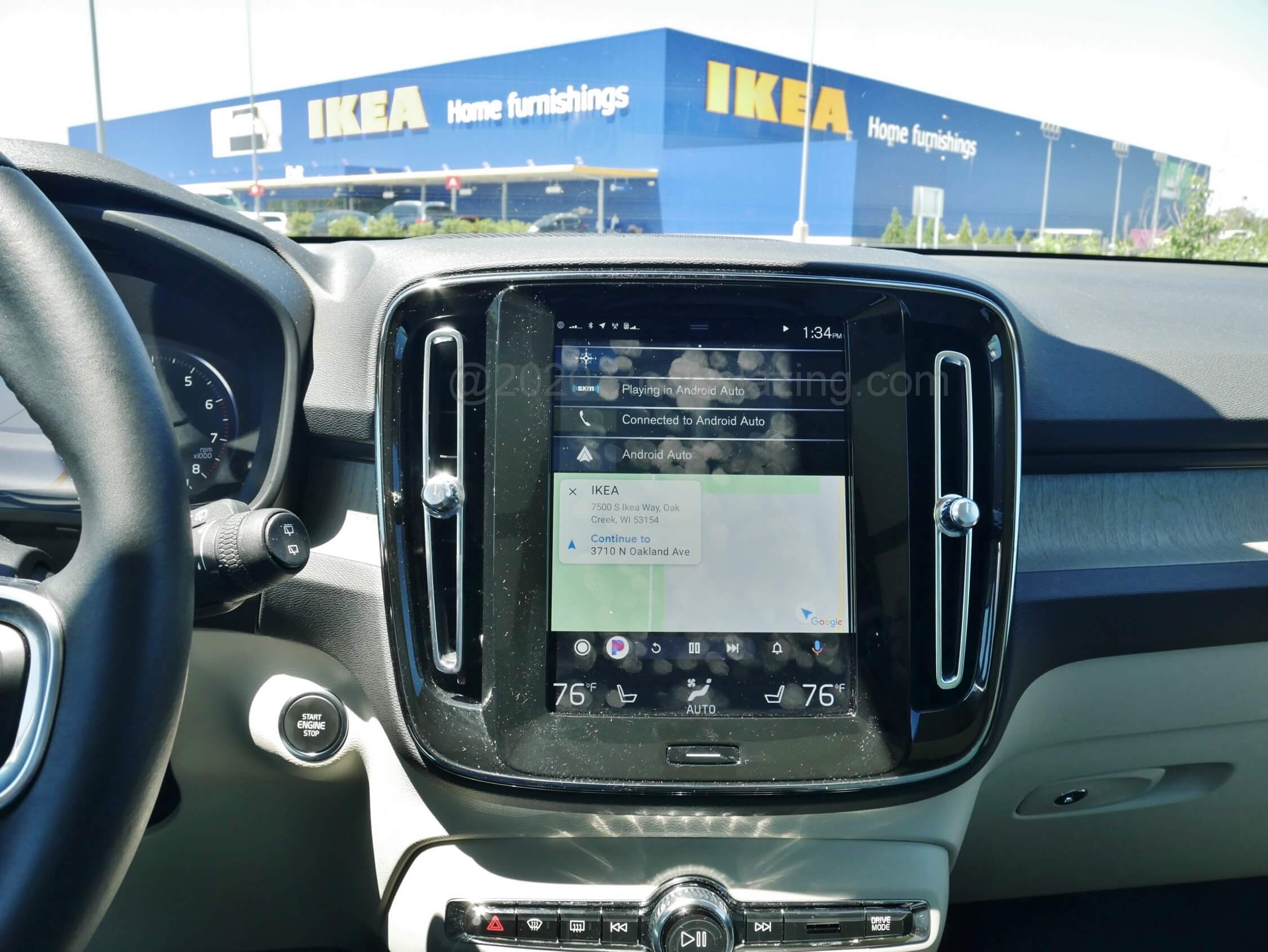 2020 Volvo XC40 T5 Inscription AWD: Sensus 9.2" inch vertical tablet touch LCD infotainment, with voice command controls and Android Auto / Apple Car Play projection