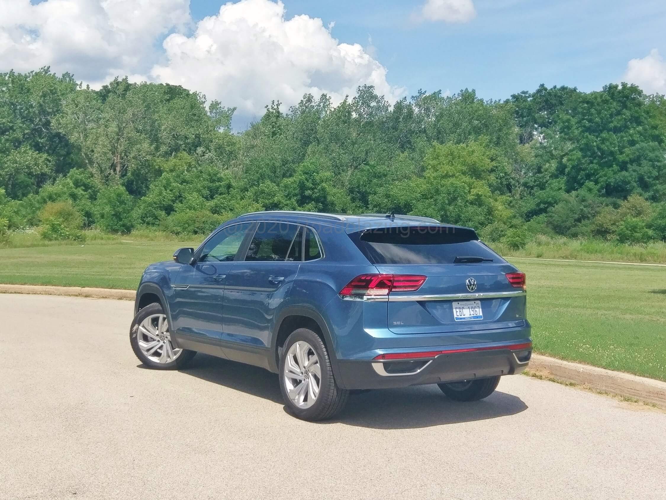 2020 Volkswagen Atlas Cross Sport 2.0T SEL 4Motion