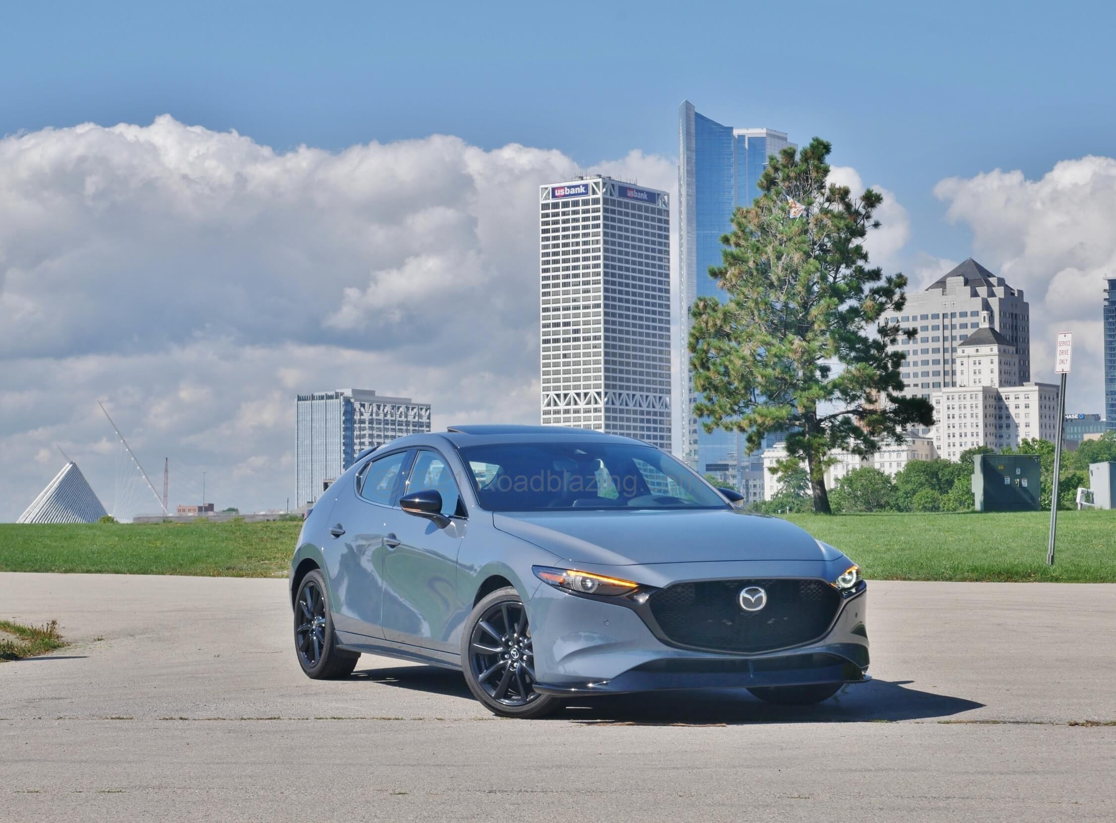 2021 Mazda 3 2.5 Turbo Hatchback: all accents are piano black darkened for sinister look