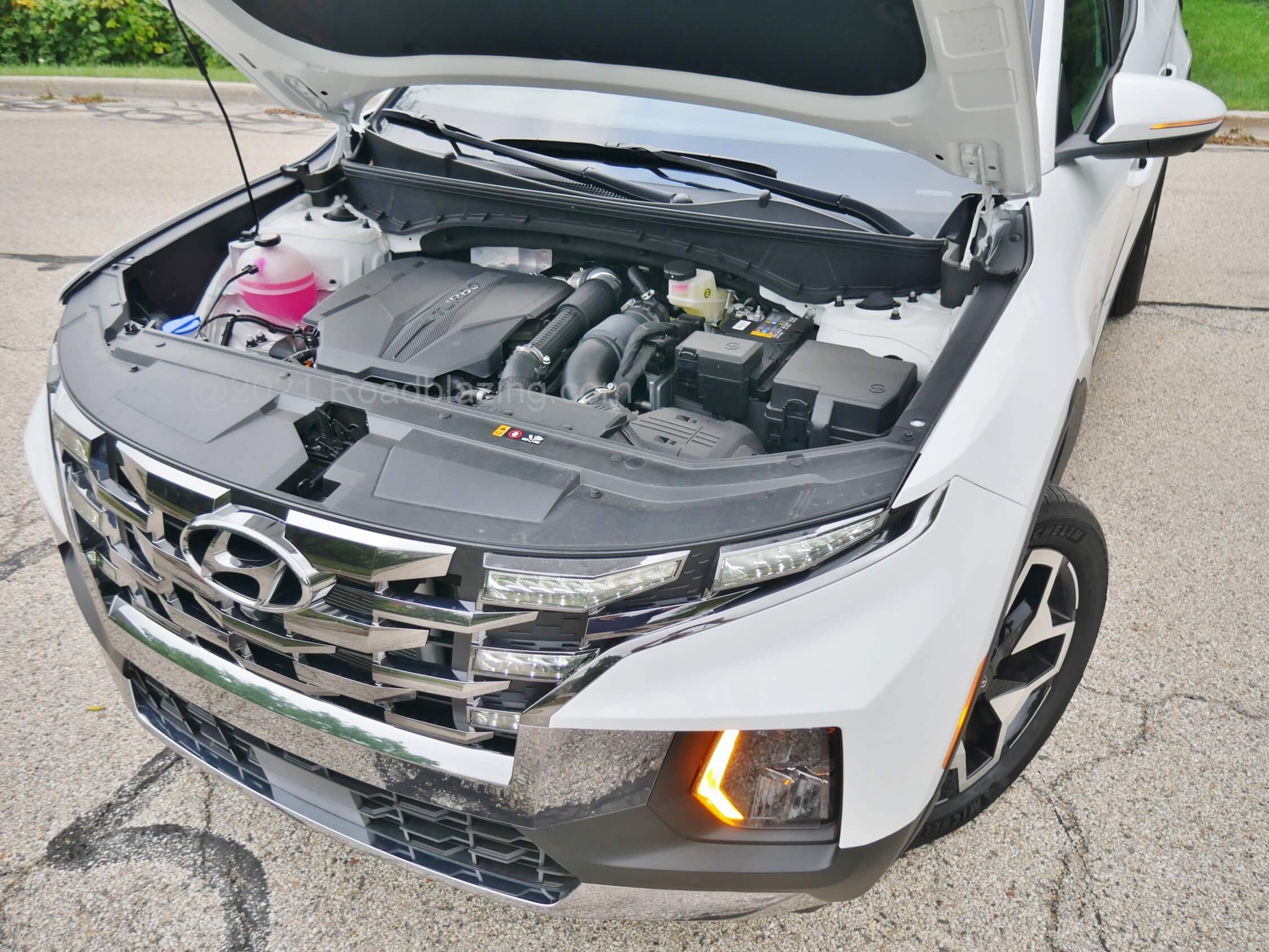 2022 Hyundai Santa Cruz 2.5T Limited AWD: potent turbo gas I-4 with 311 lb-ft twist mates to 8-speed twin clutch automated gearbox + PTU all-wheel drive = 22 mpg