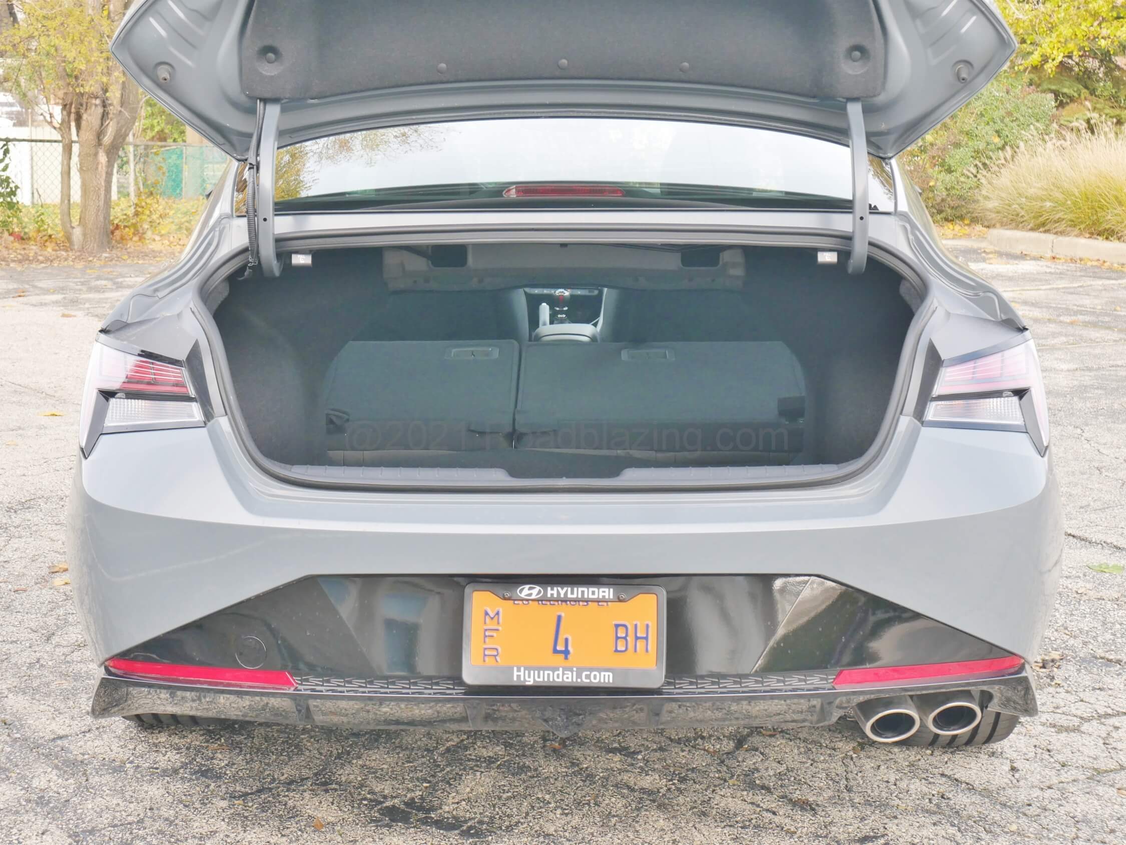 2021 Hyundai Elantra N-Line 1.6T: class average trunk cargo capacity