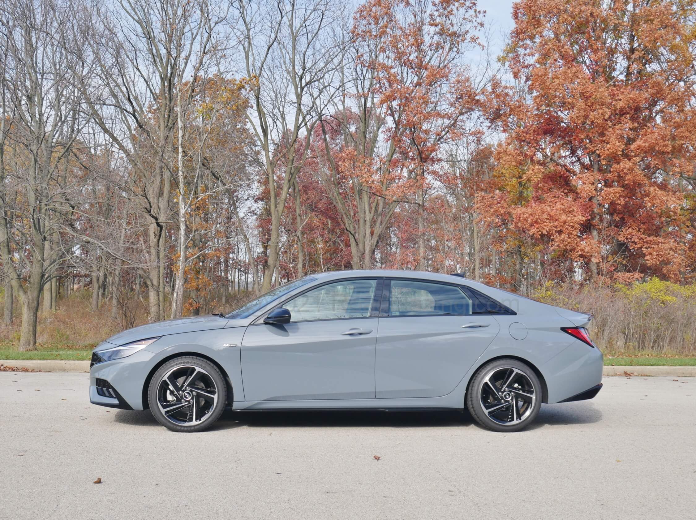 2021 Hyundai Elantra N-Line 1.6T: Luc Donckerwolke's arched panels carry over from larger Sonata, with a fastback rear slope