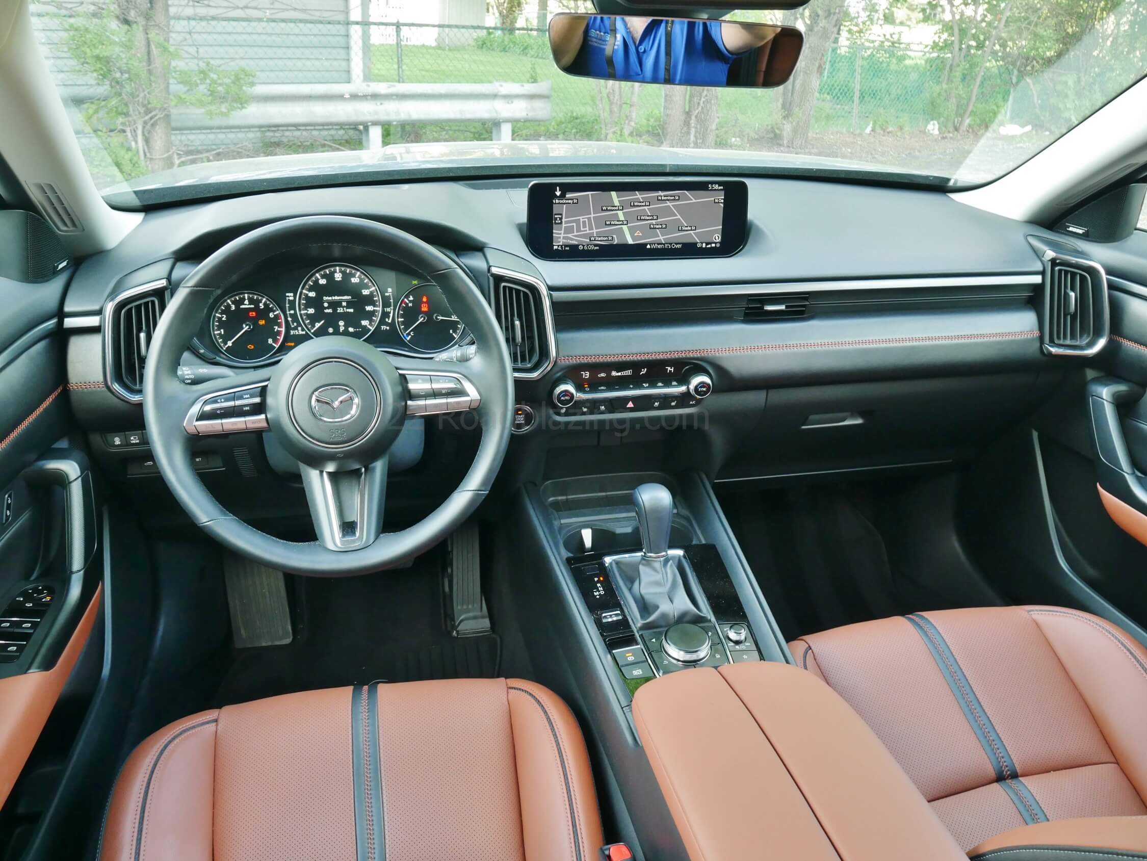 2023 Mazda CX-50 2.5 Turbo: Easy and pleasing cockpit compromise of traditional and minimalist modern done premium.
