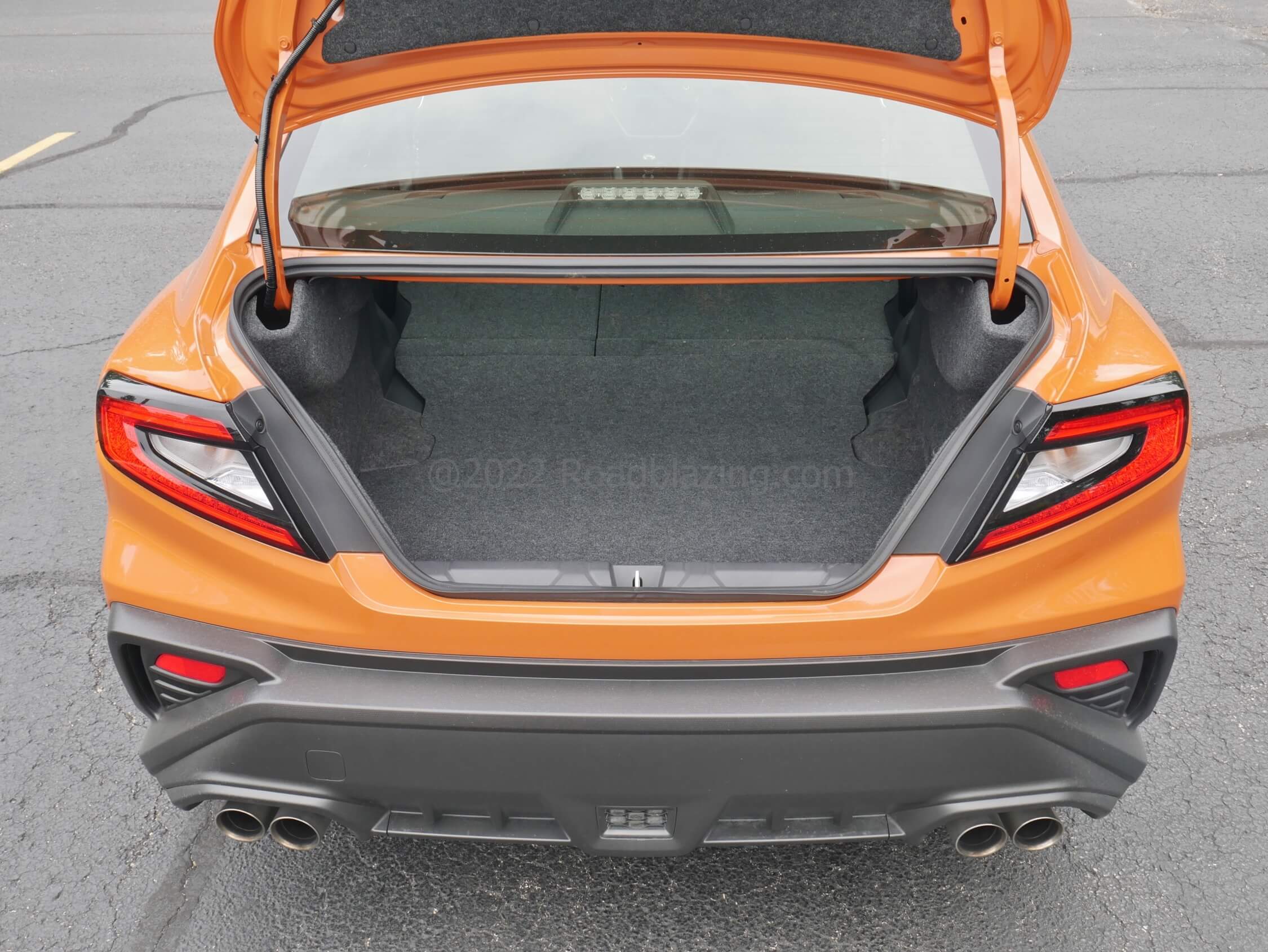 2022 Subaru WRX Premium: tall liftover and narrow load aperture persist