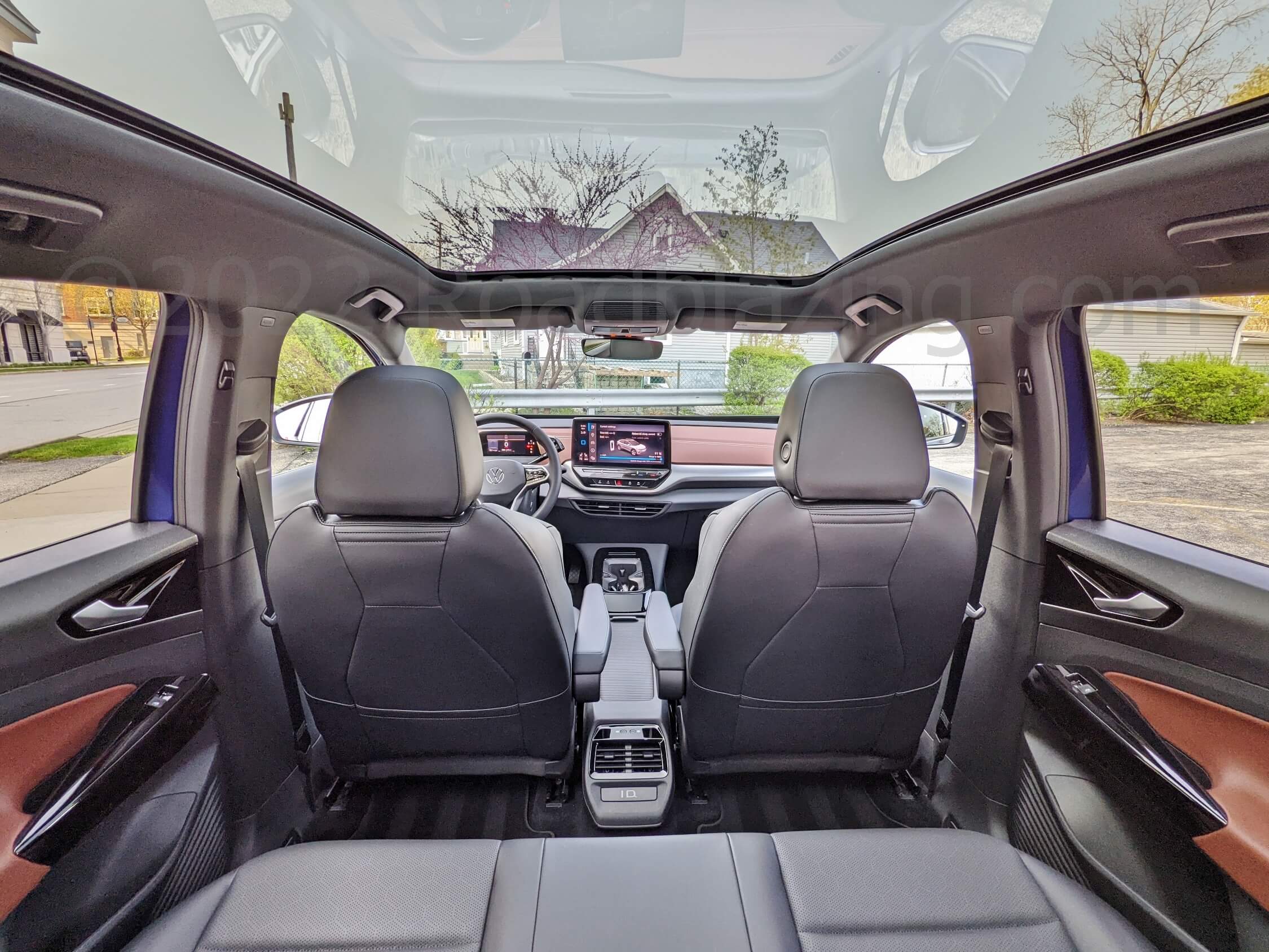 2021 Volkswagen ID.4 Pro S AWD: immense panorama glass roof w/ power shade