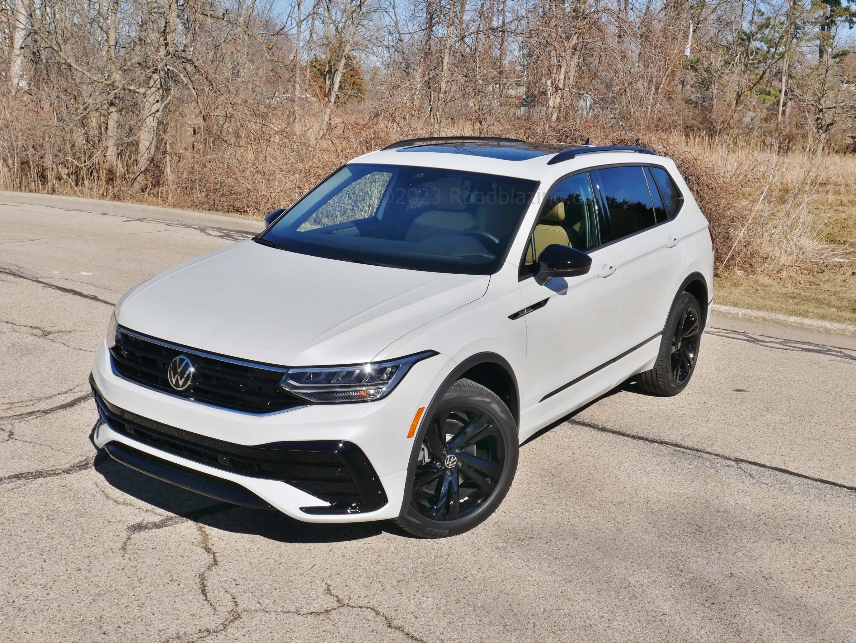 2023 Volkswagen Tiguan SE R-Line Black 3-Row: MSRP for this all accents darkened, stylish trim = $34k