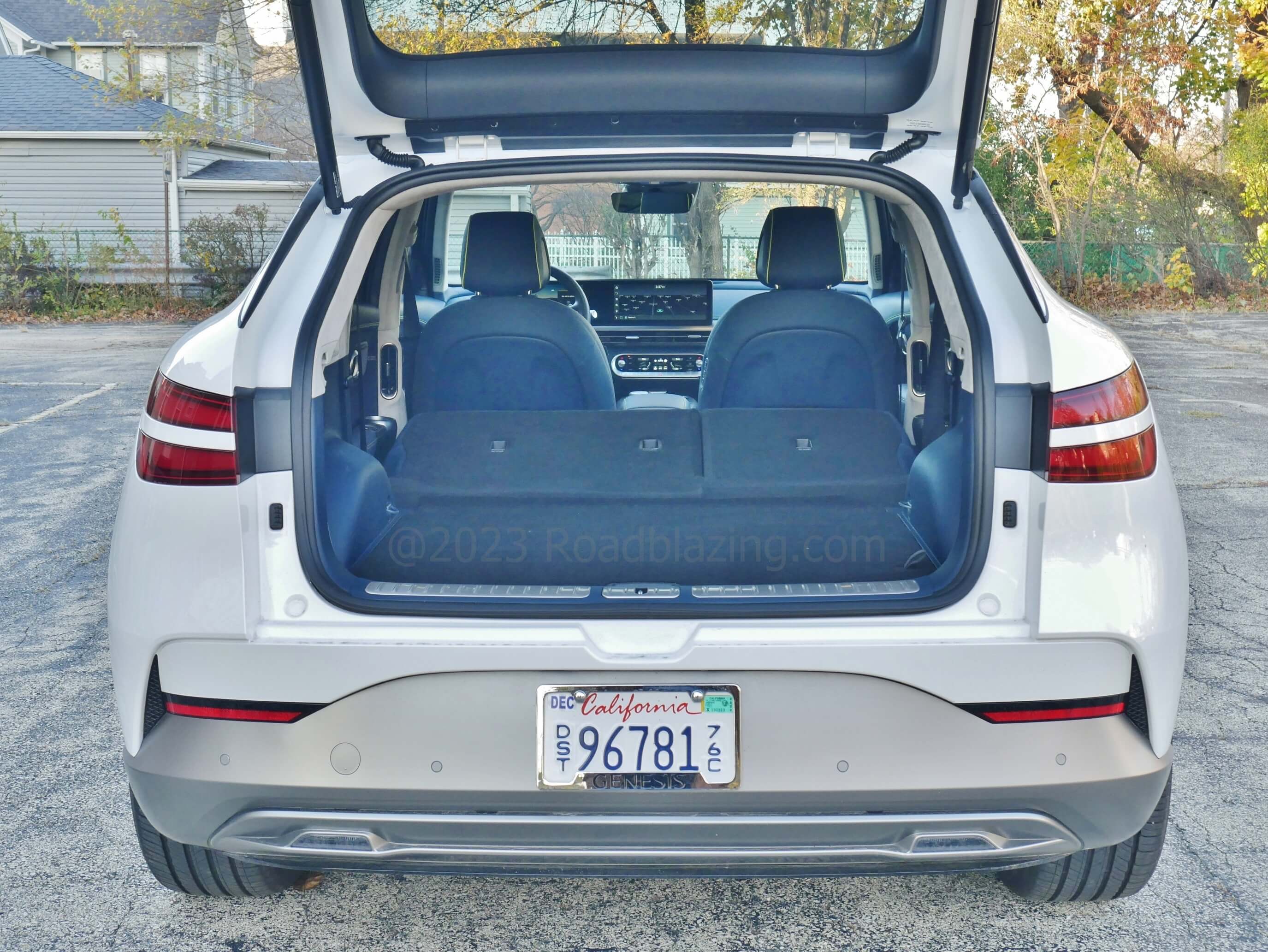 2022 Genesis GV60 Performance AWD EV: expanded cargo bay