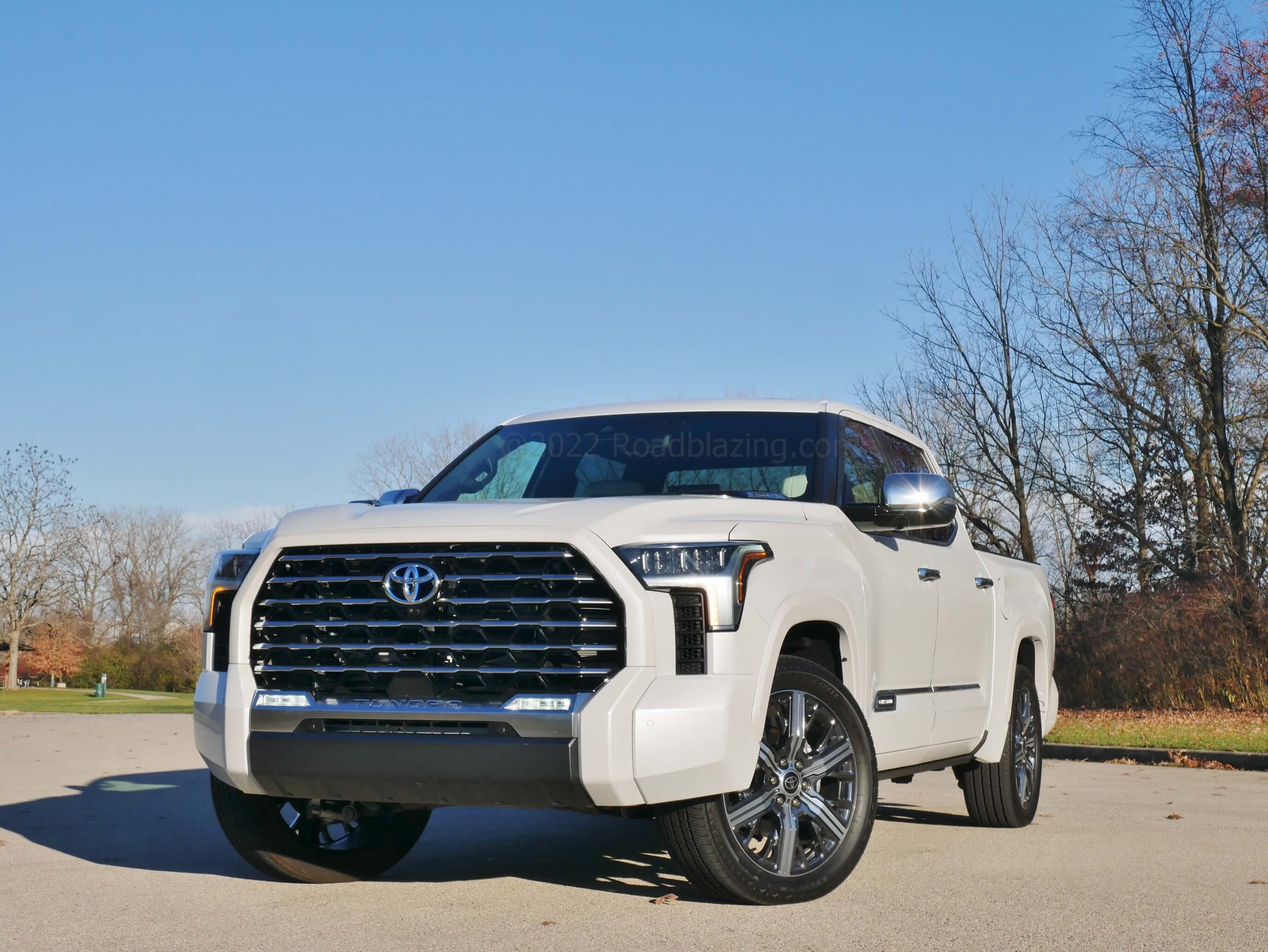 2022 Toyota Tundra CrewCab Capstone 4x4: immense grill flanked by vertical fang shaped front fascia imparts more assertiveness than before