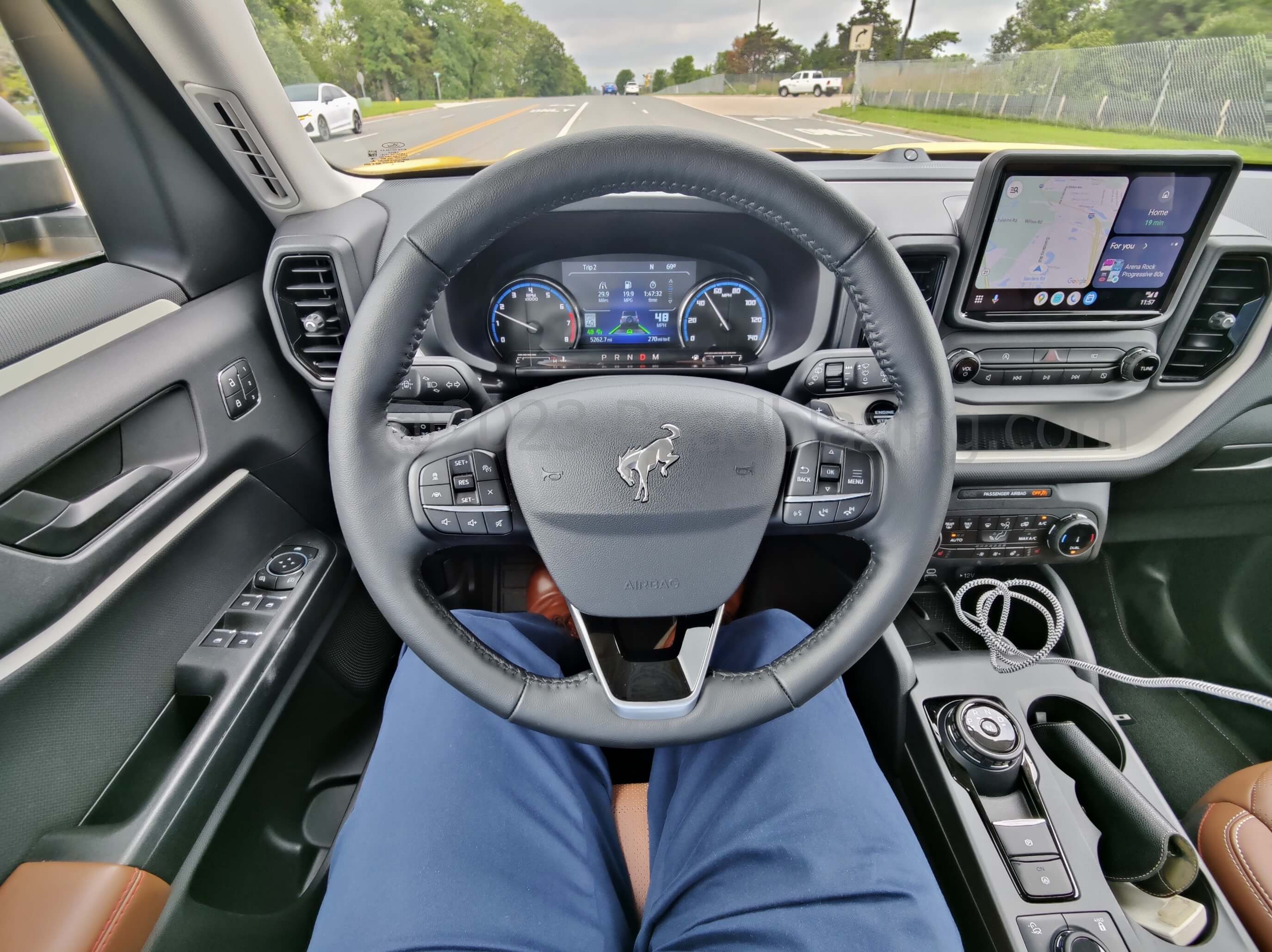 2023 Ford Bronco Sport 2.0T Heritage Limited AWD: wired smart phone projection