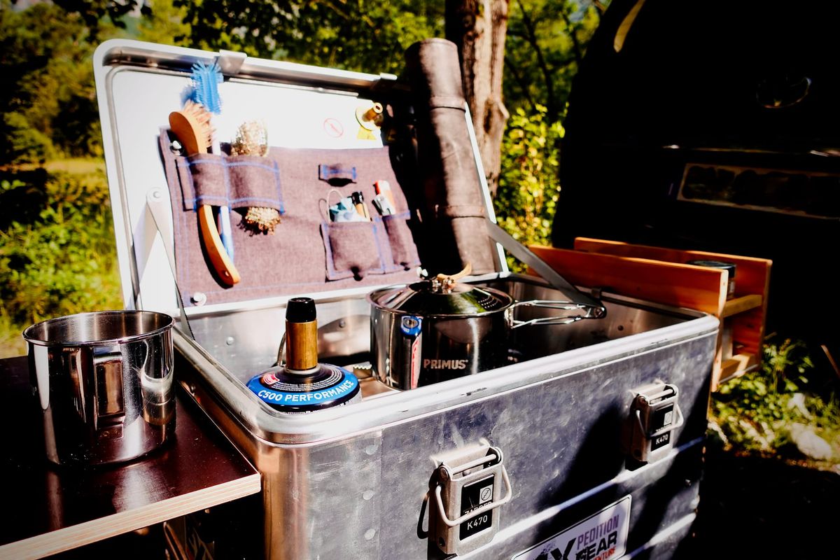 Cooking Outdoors - The DIY Kitchen Box - The Idea