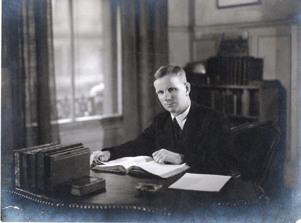 The Acting Rhodesian High Commissioner to Britain.