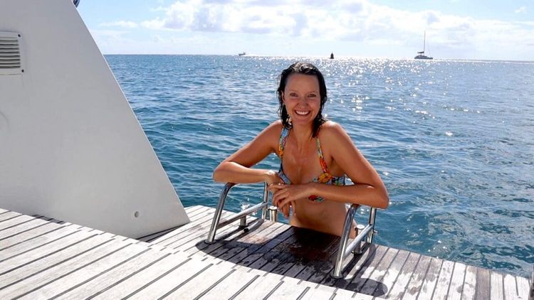 Sabado is back in the Caribbean!