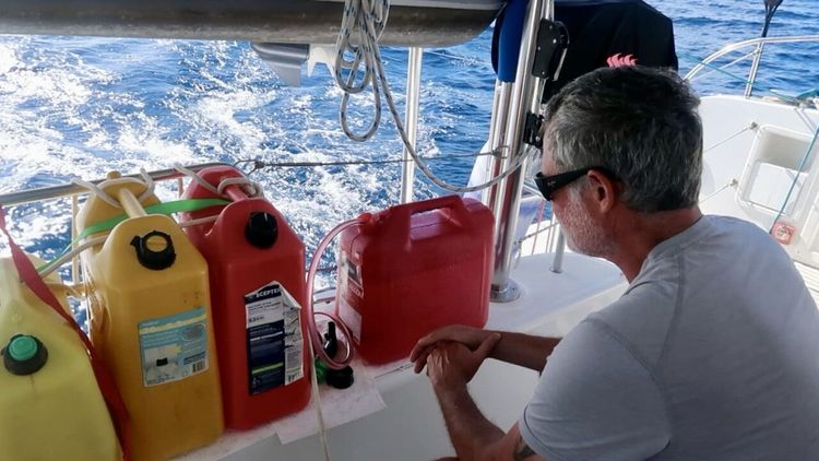 Pacific Crossing Day 14: Feeling Frustrated