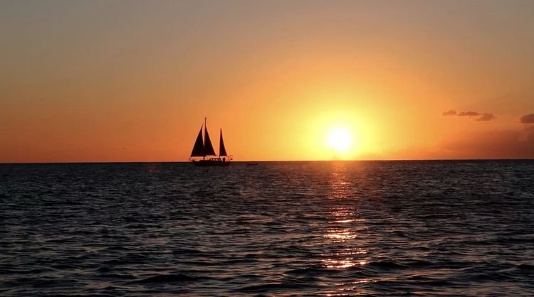 The 5 Best Things to Have on Your Boat (According to Real Sailors)