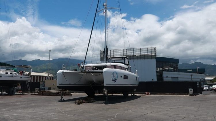 Paradise Isn't Perfect: The Struggles of Boat Maintenance in Tahiti