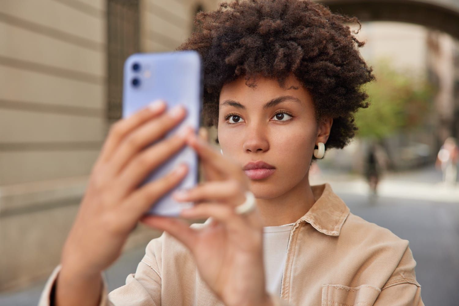 7 Real Reasons People Change Cell Phone Providers