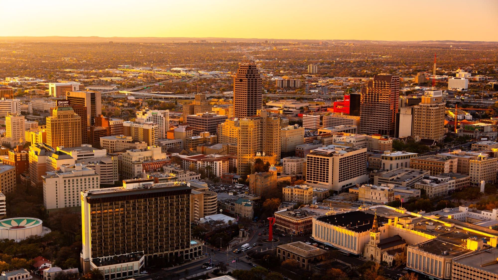 A picture of the skyline in San Antonio, TX.