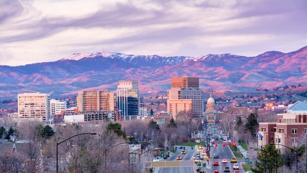 A picture of the skyline in Boise, ID. 