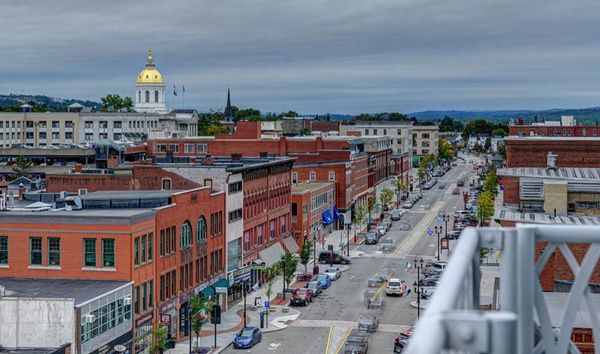 A picture of the skyline in Concord, New Hampshire.