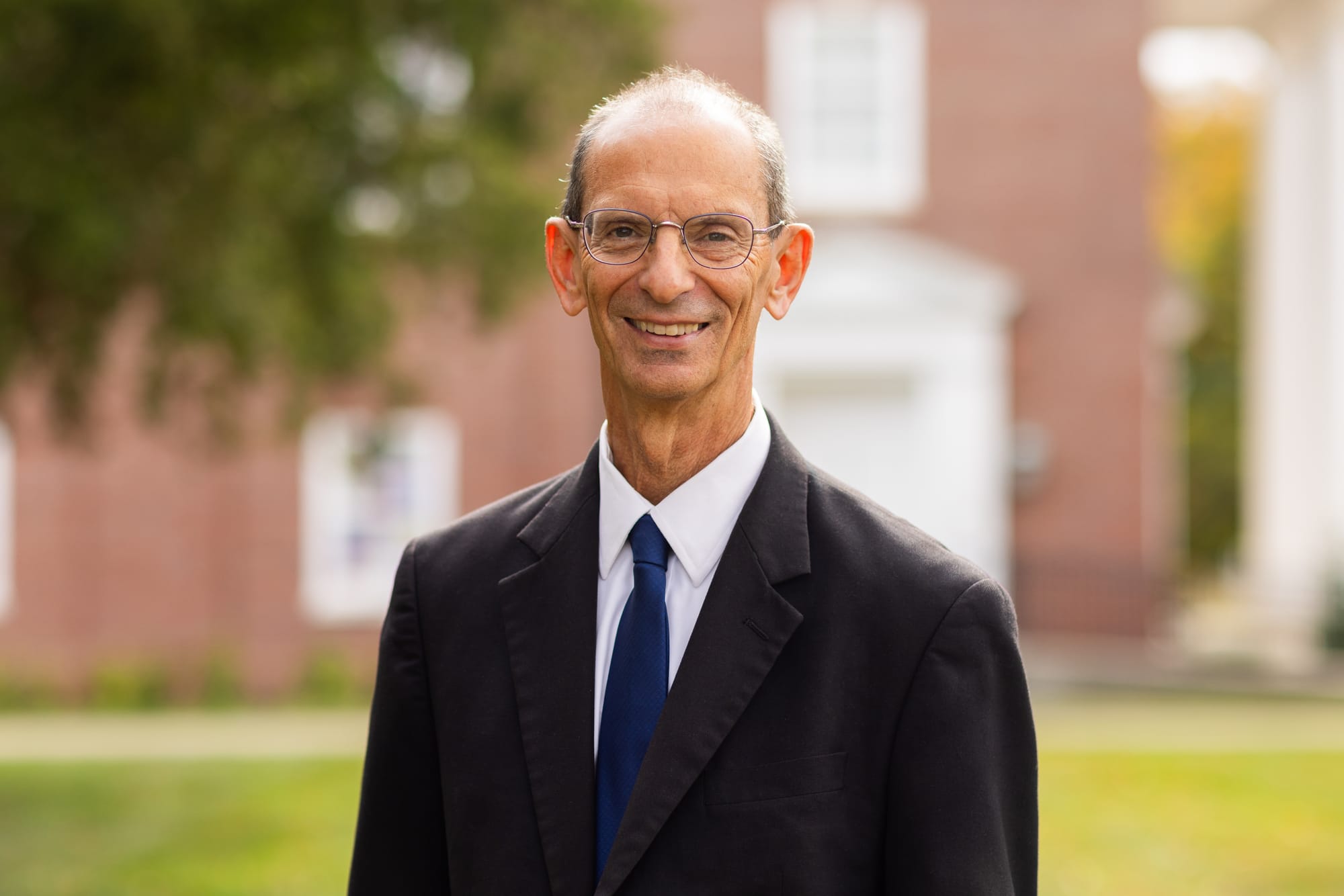 Dr. Thomas R. Schreiner