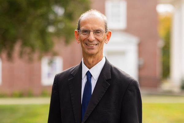 Dr. Thomas R. Schreiner