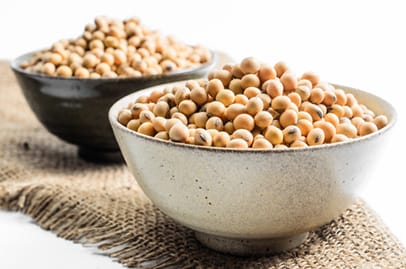 Raw soybeans in bowls