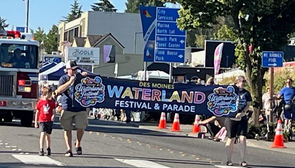 Des Moines Waterland Parade Photo Highlights
