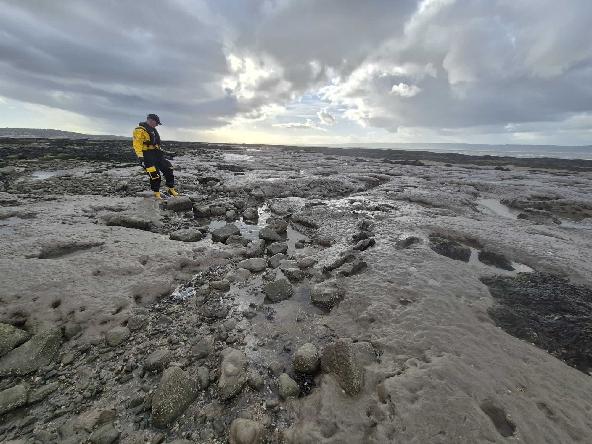 Warning over deep mud on way to Hilbre Island