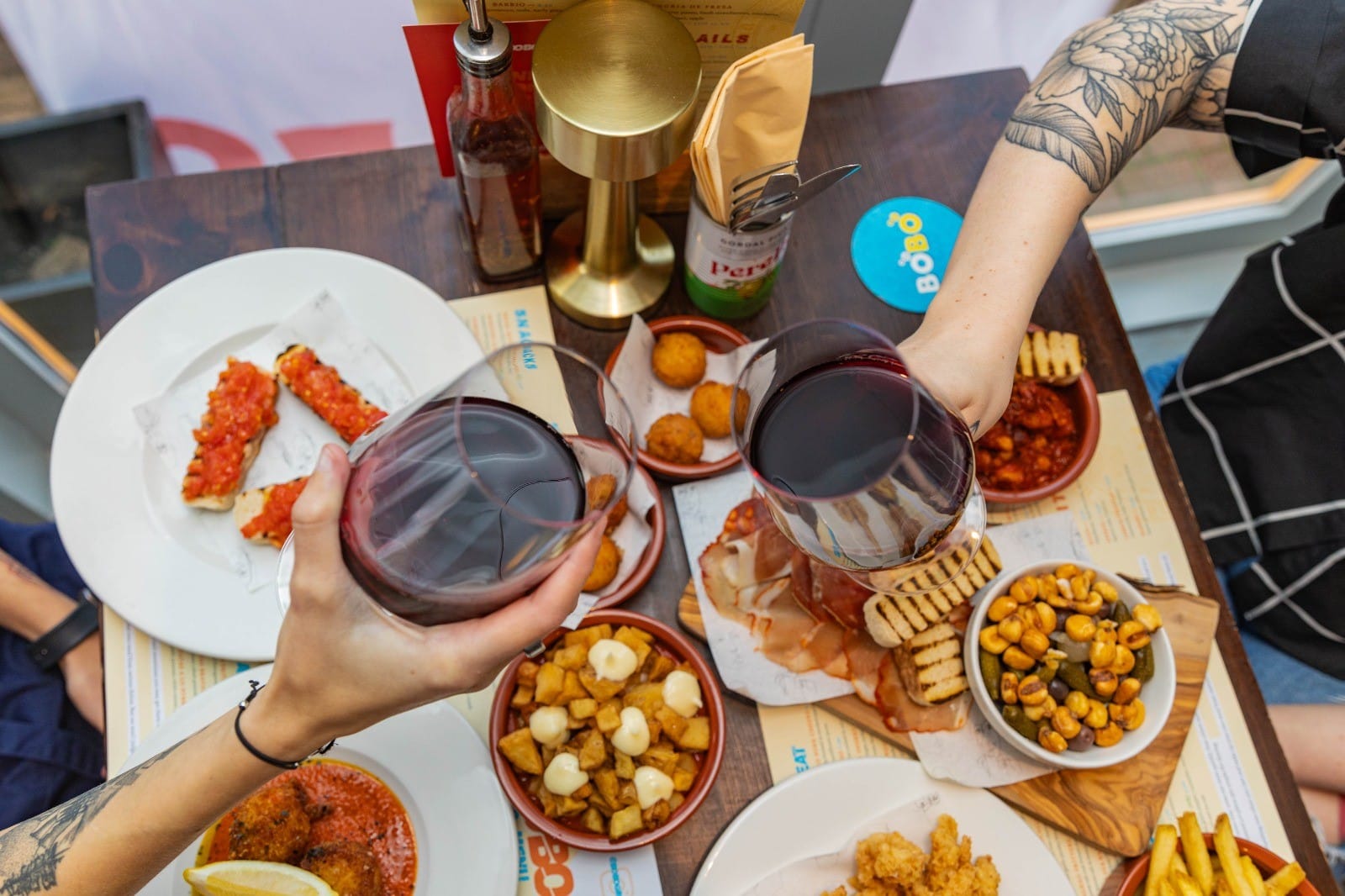 BoBo and The Seafood Shack collaborate to tour The Azores