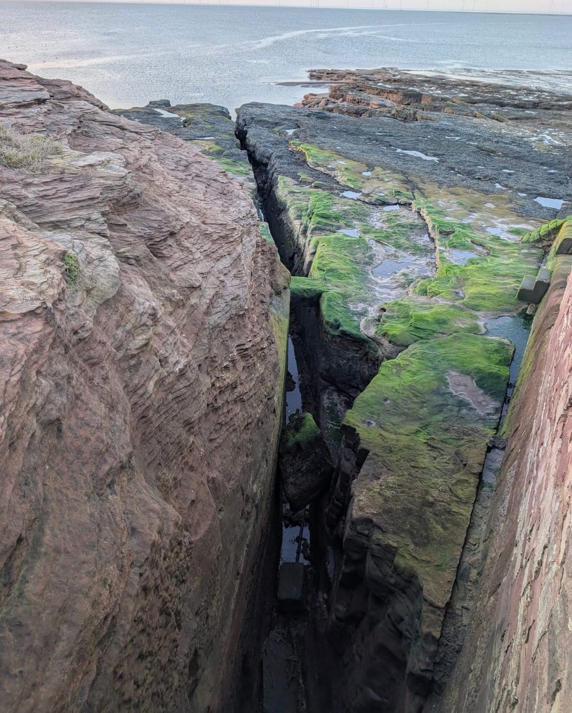 Woman rescued from crevice at Hilbre Island