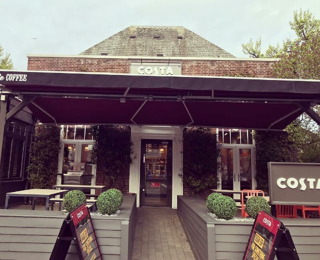 Fire crews free trapped Costa customer